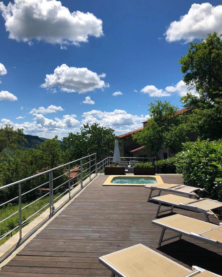 Agriturismo Vezzano К'юзі-делла-Верна Екстер'єр фото