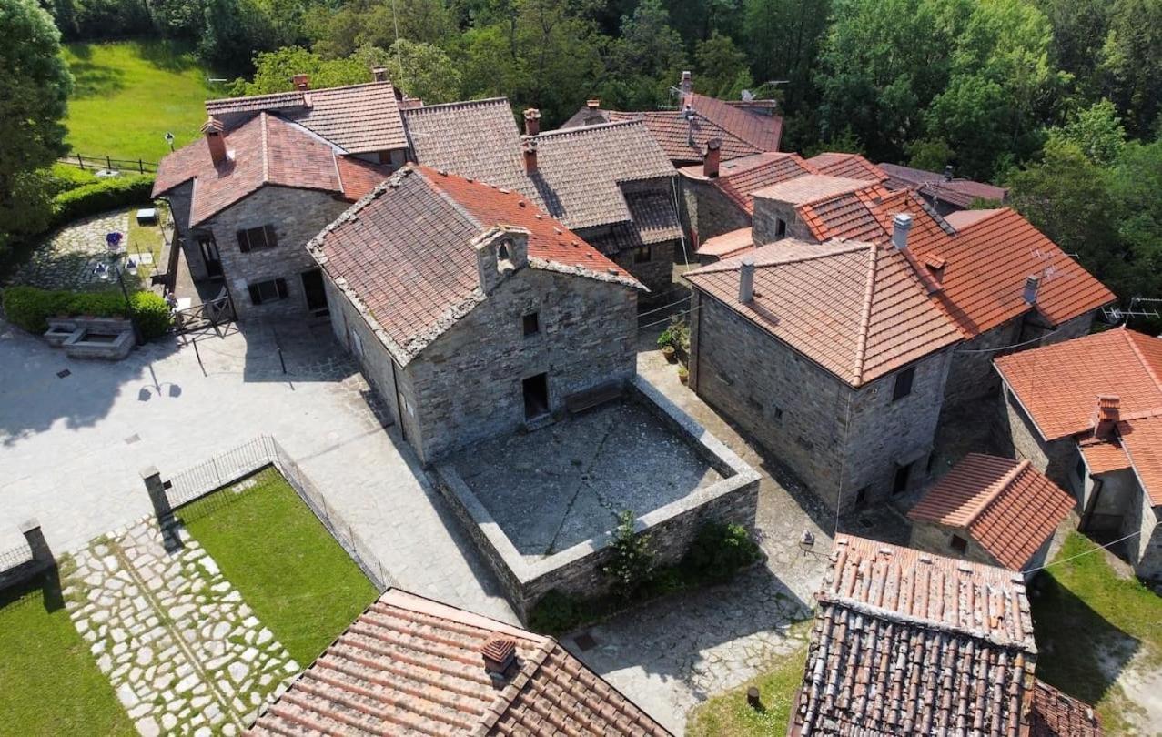 Agriturismo Vezzano К'юзі-делла-Верна Екстер'єр фото