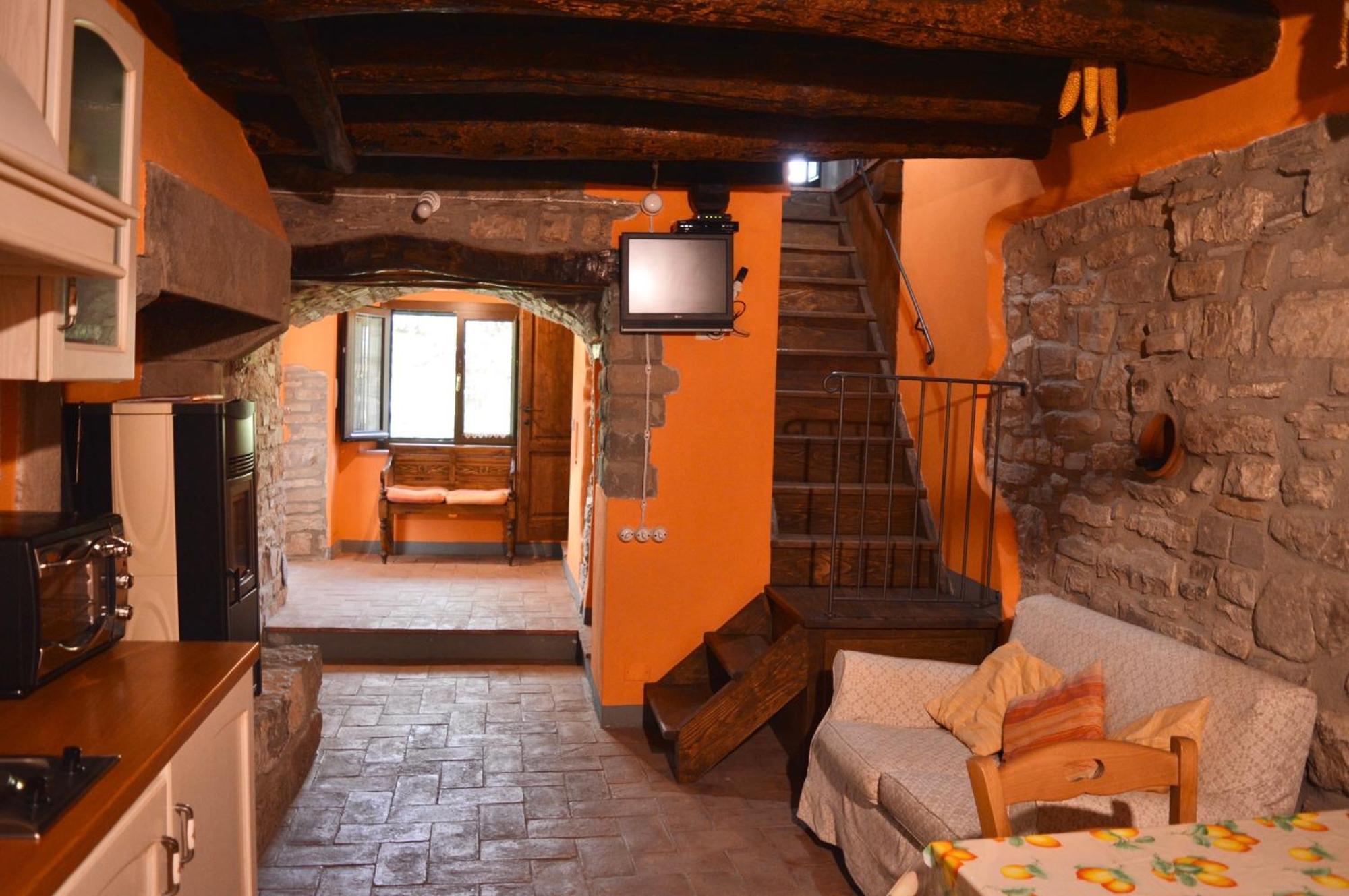 Agriturismo Vezzano К'юзі-делла-Верна Екстер'єр фото