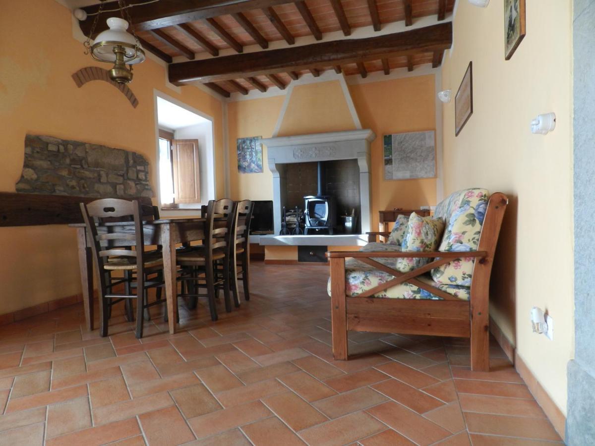 Agriturismo Vezzano К'юзі-делла-Верна Екстер'єр фото